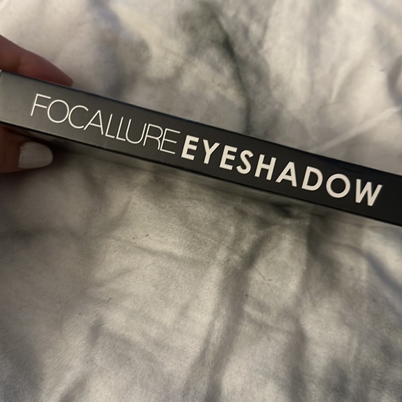 Focallure Eyeshadow - Picture 6 of 7